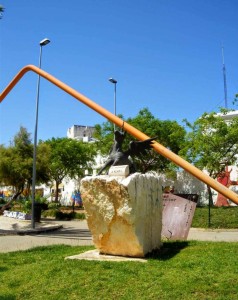 Monumento a Clara García.