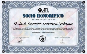 Diploma acreditativo.