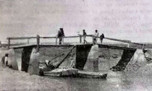 El puente hace 50 años, en una fotografía de Quijano.