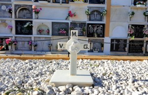 Una de las cruces 'huérfanas' del Cementerio, captada por Miguel Ángel López.