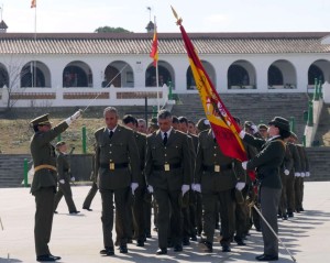 Paso de a tres bajo la Bandera