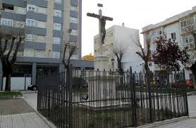 Réplica del Cristo en la Plaza de su mismo nombre.