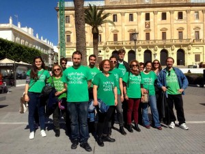 Representantes de la Marea Verde isleña en la Plaza del Rey.